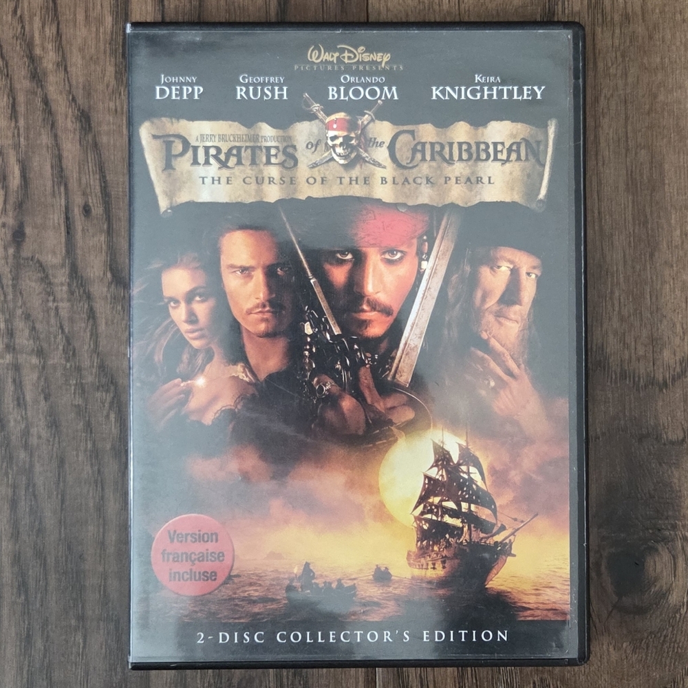 Pirates Of The Caribbean The Curse Of The Black Pearl DVD